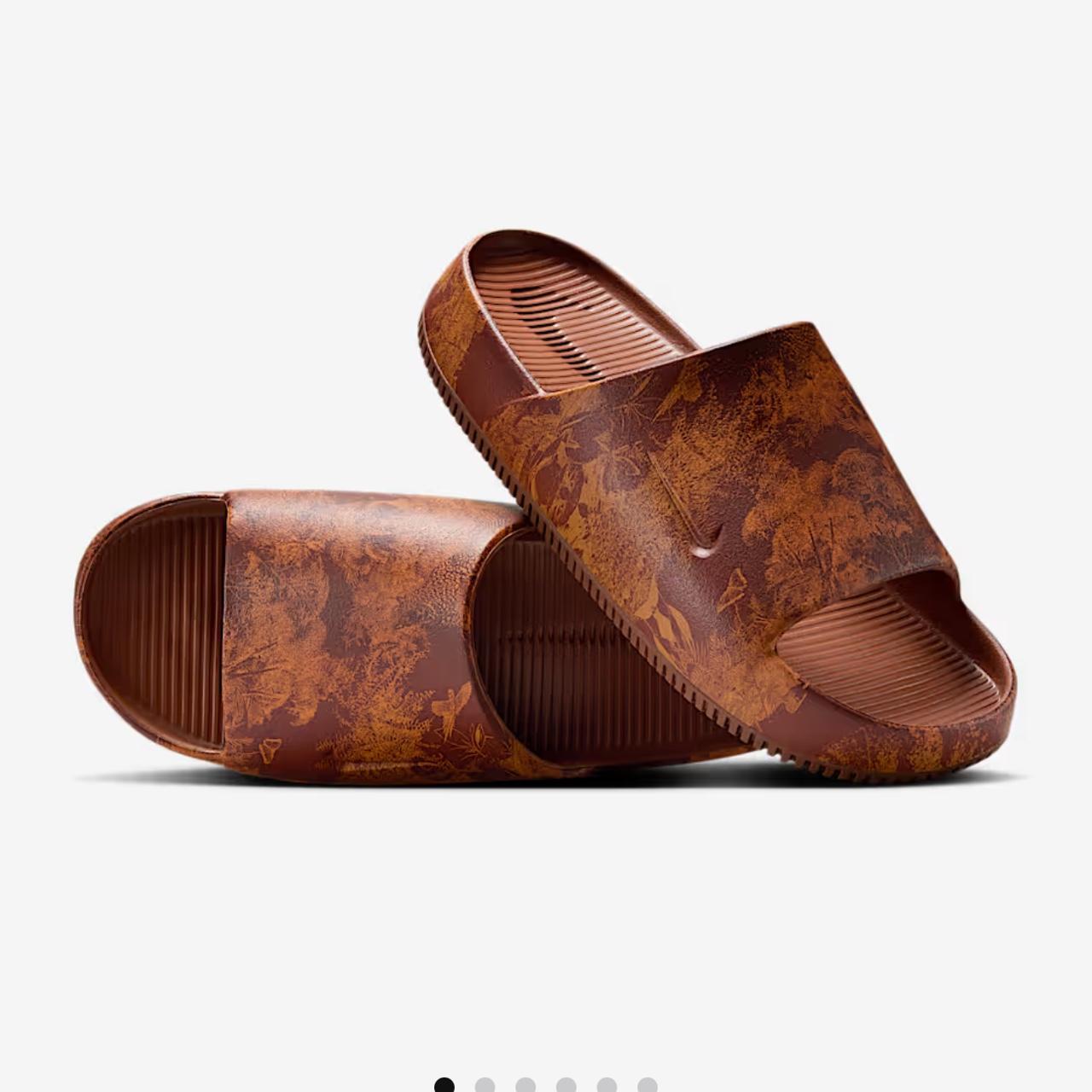 Nike Men's Brown Slides
